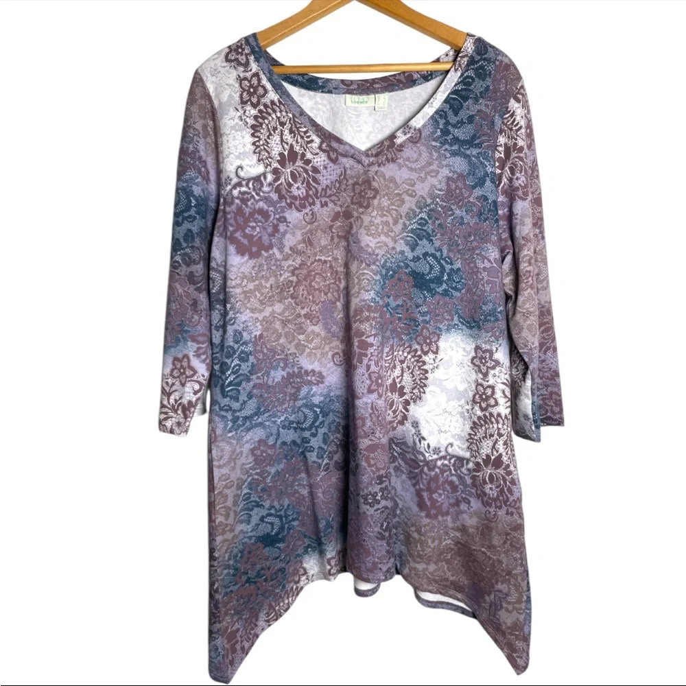 LOGO Lounge by Lori Goldstein French Terry lace Printed Top Asymmetric Hem large - Picture 2 of 4